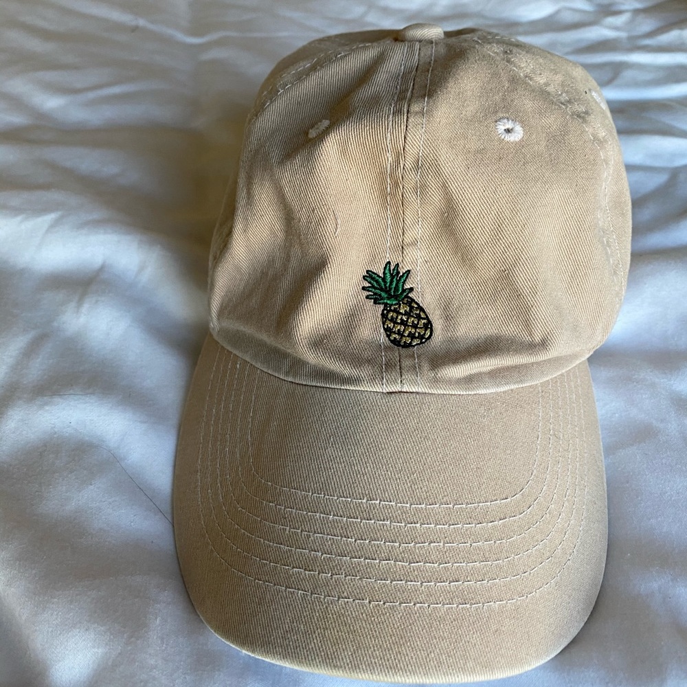 UNIF pineapple hat